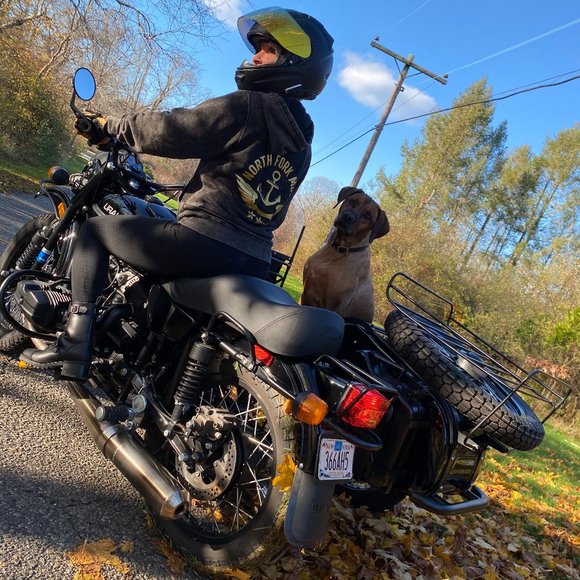 Meet your Posher, Megan - Picture 2 of 3